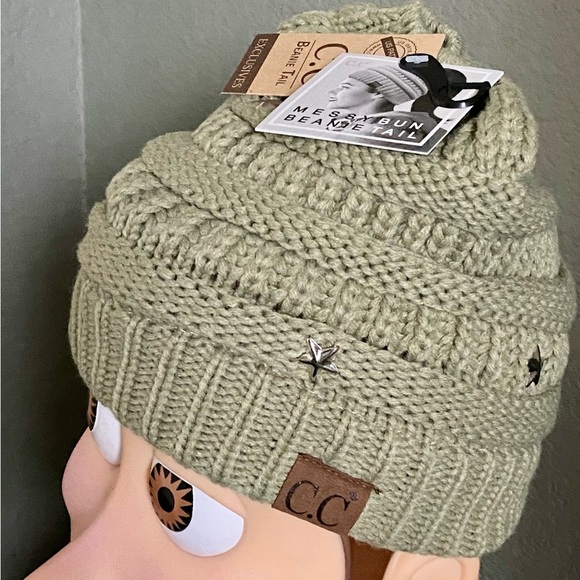 New Adult Size CC Sage Green Cable Knit Beanie Tail Bun Ponytail Hat w/ Stars - Picture 2 of 6
